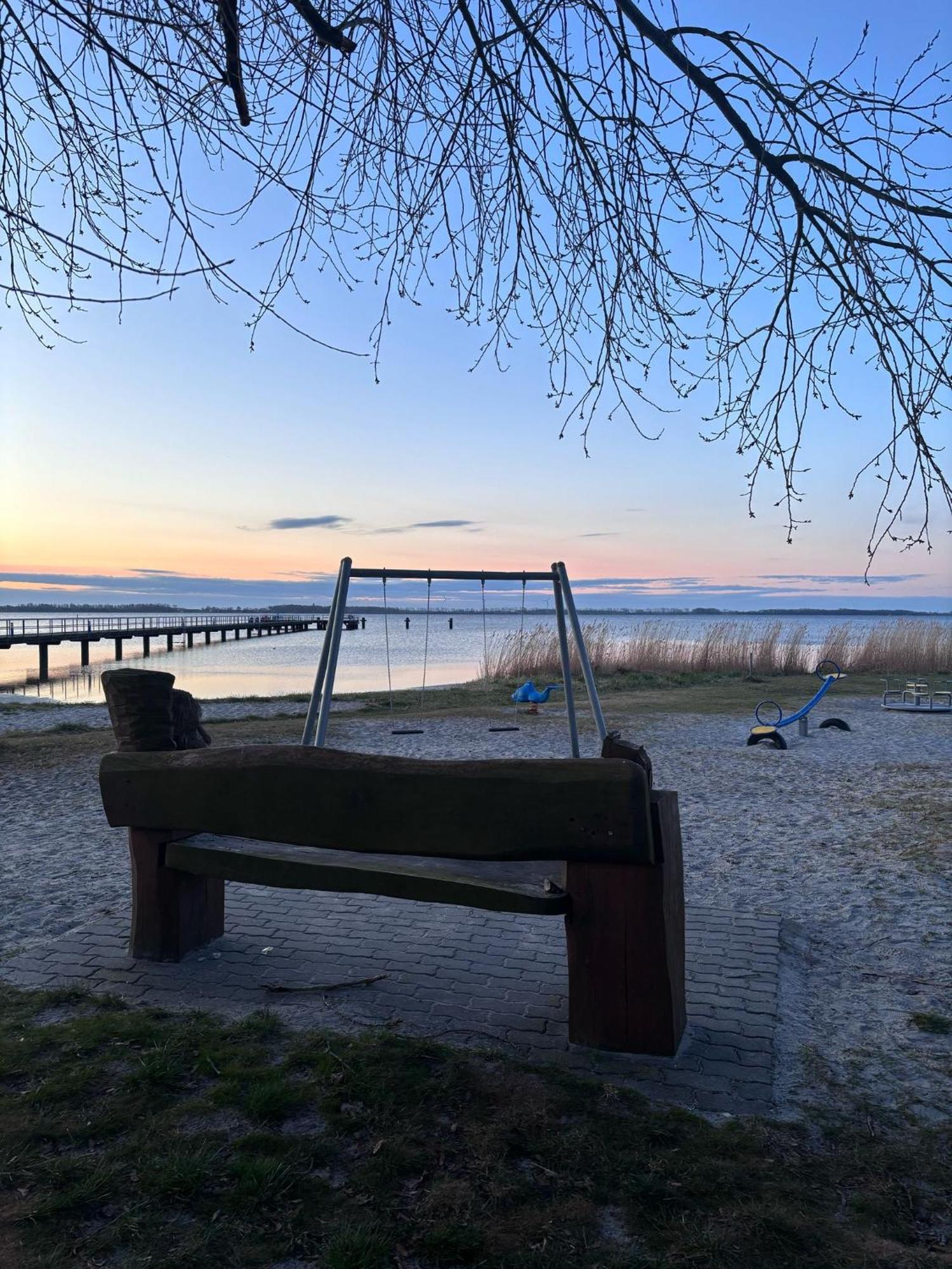 App 7U Erholsamen Sundowner Apartment Dranske Exterior photo